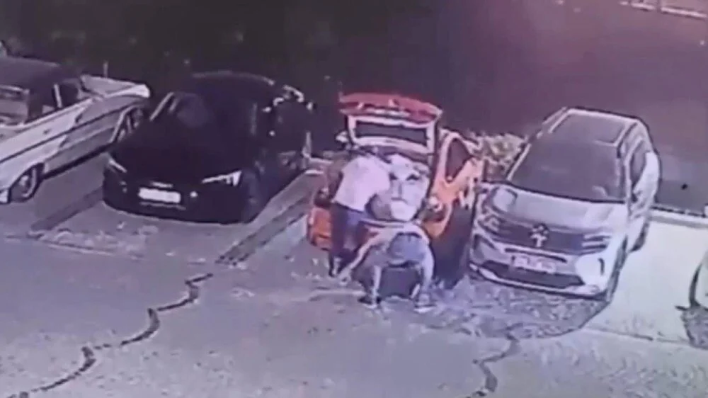 lFRGzouVuE-xHLF9DStCxg