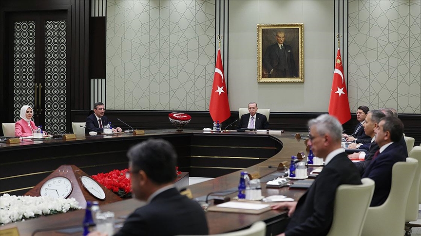 Bahçeli'den Cumhurbaşkanlığı Kabinesi'ne Özel Teşekkür ve Destek Mesajı