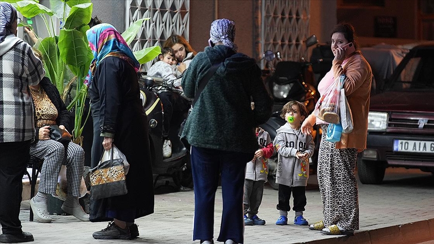 Sındırgı Depremi: Salgın gibi yayılan etkinlikler ve uzman açıklamaları