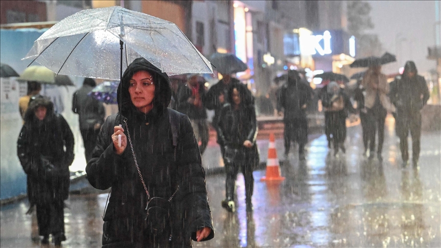 İstanbul İçin Ankara'dan Gelen Bildirim: Önümüzdeki Günlerde Yerel Sağanaklar ve Sıcaklık Dalgaları