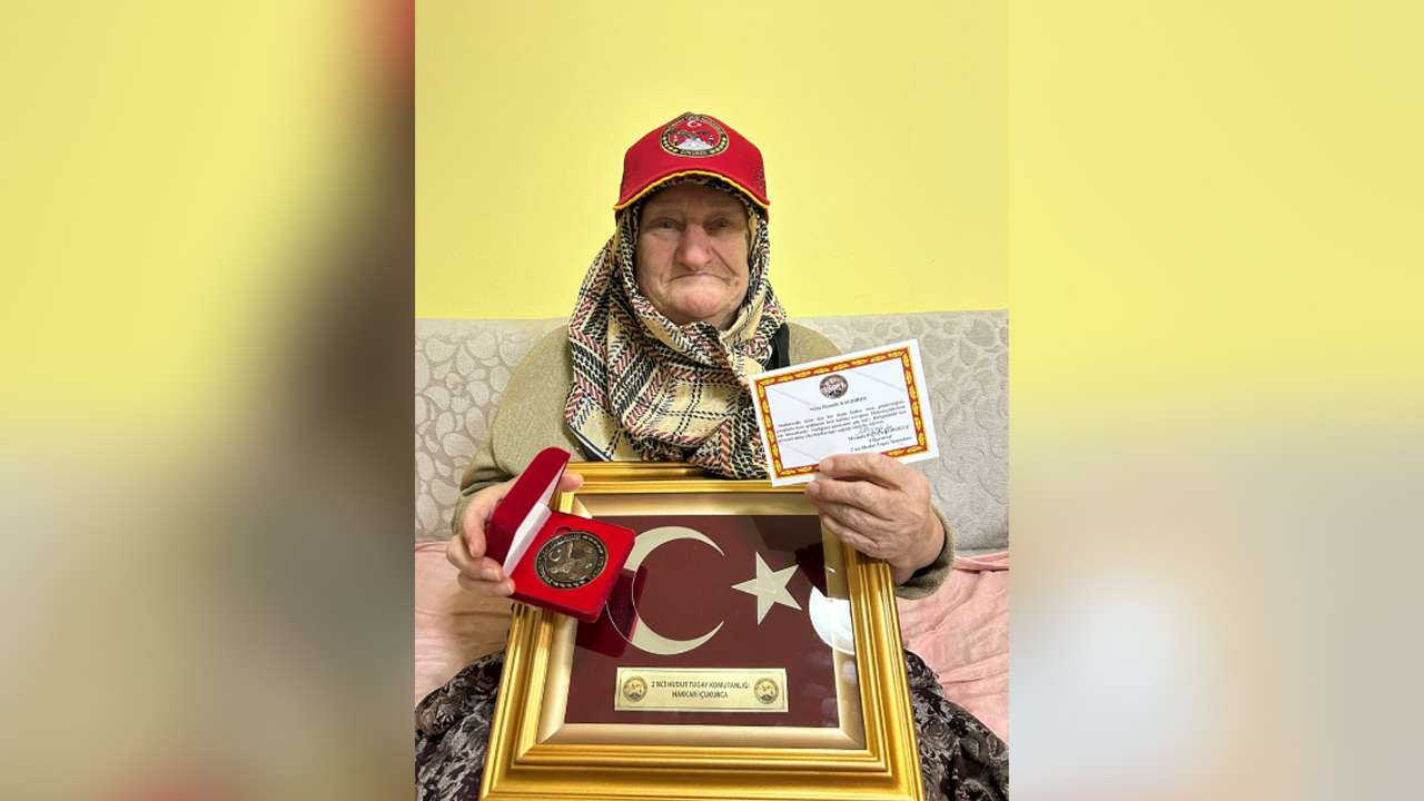 trabzonlu-hamide-teyzeden-mehmetcige-yurek-isitan-vefa