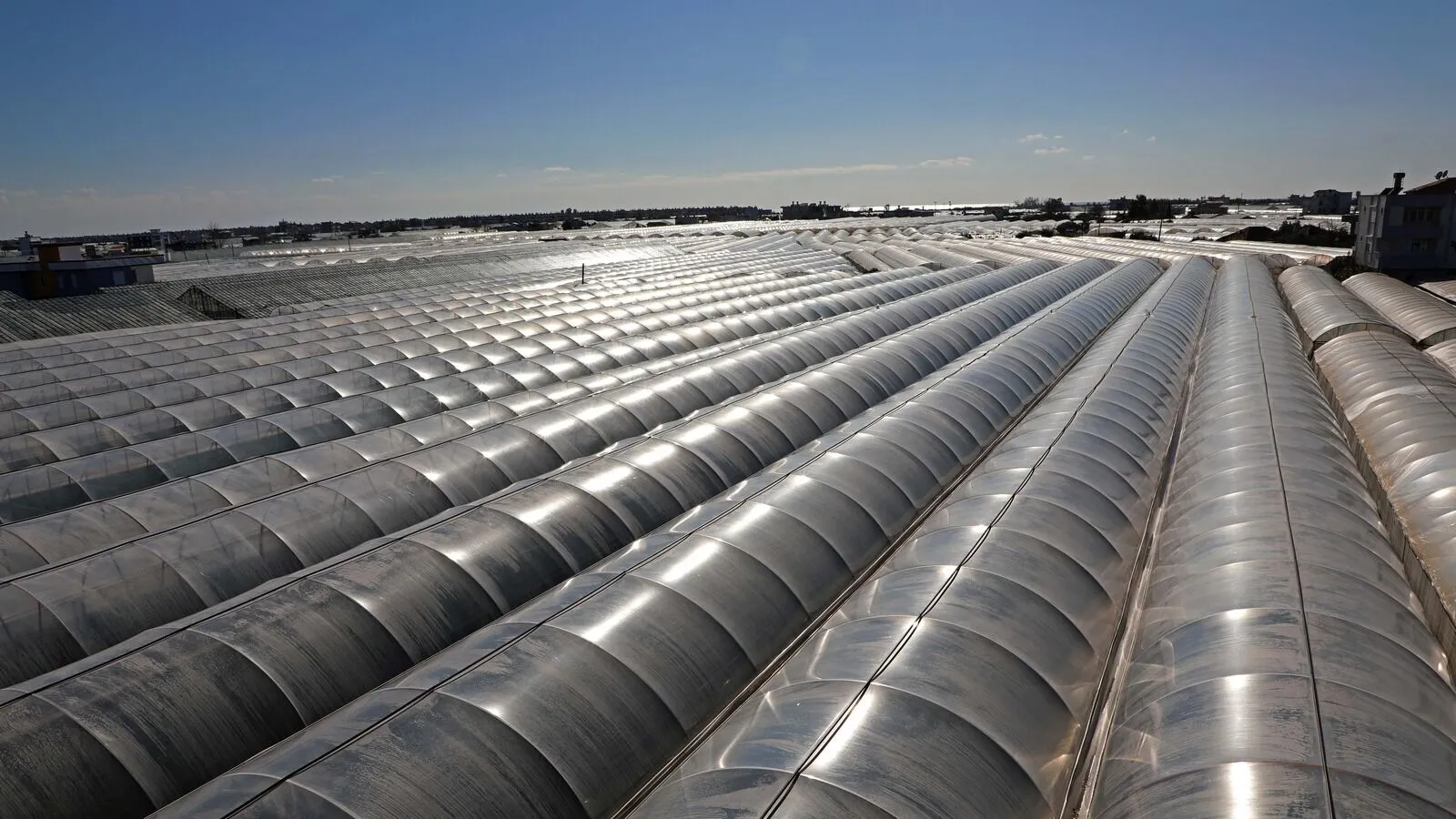 ukrayna-nin-anti-damping-karari-antalya-yi-nasil-etkileyecek-2025-09-05-13-43-10