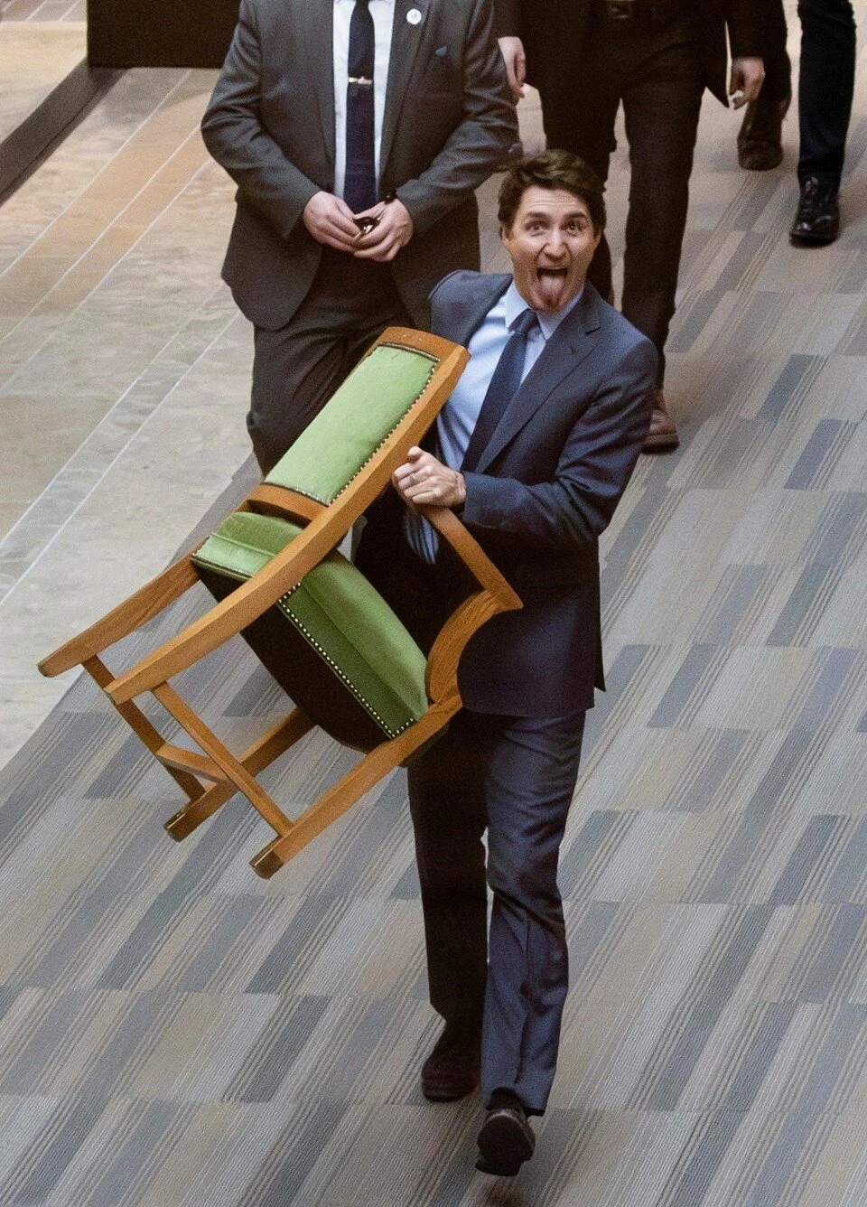 ul5j7FDWEkSXSmbpz97scw