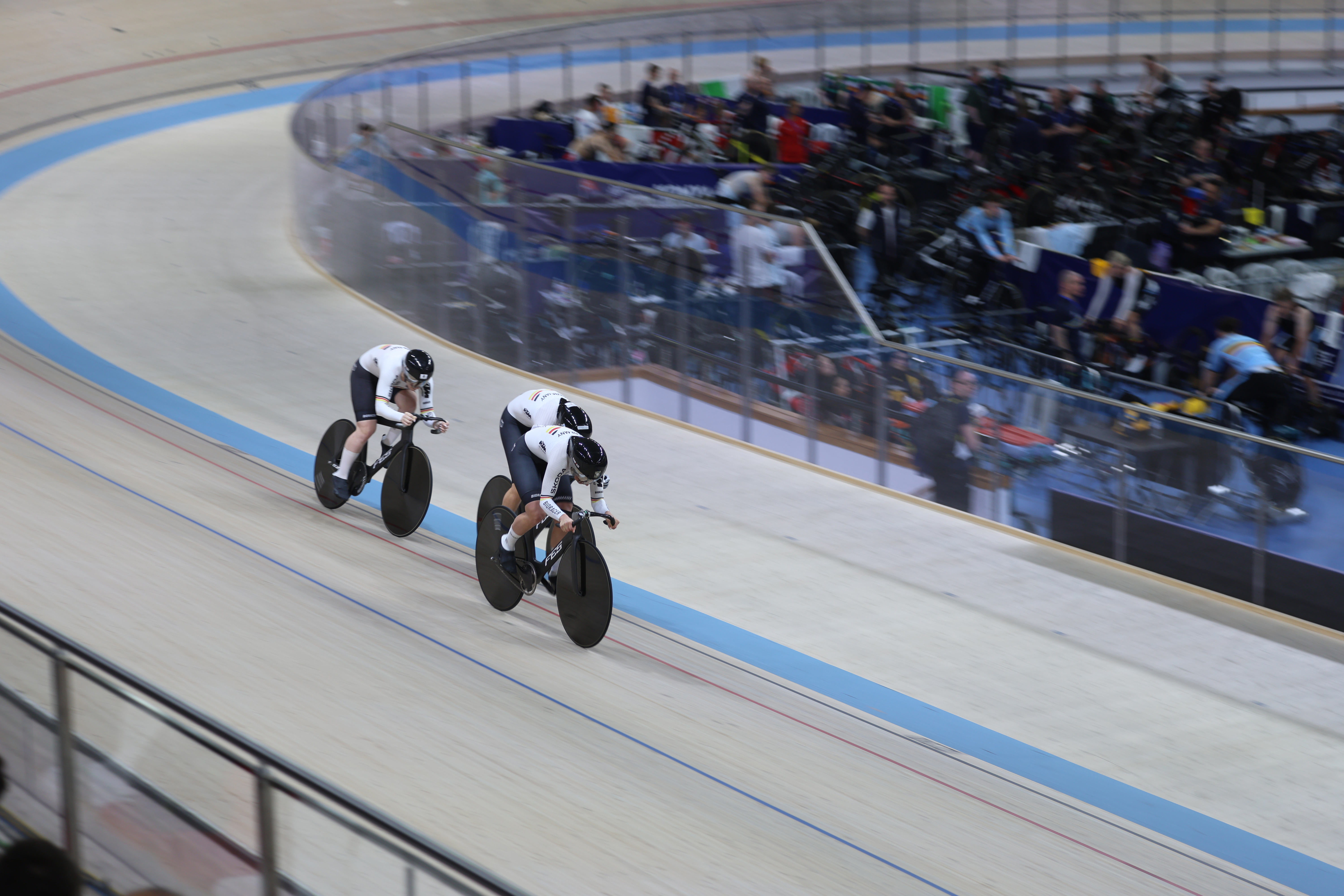 zANkCi46txPllerbcZYQwmiXLhCCuvjMuA2K6A7X