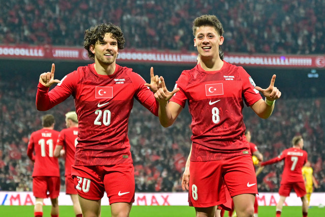 3873637_8410f21040dc5502de5752a2841fb38b_640x640