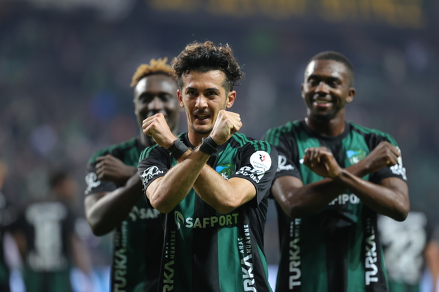 3876679_704b4a8608c6cdee3ab356e577d51b85_640x640