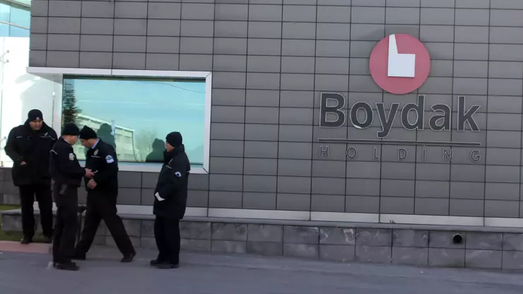 56dd4006cbbf3449701e7853