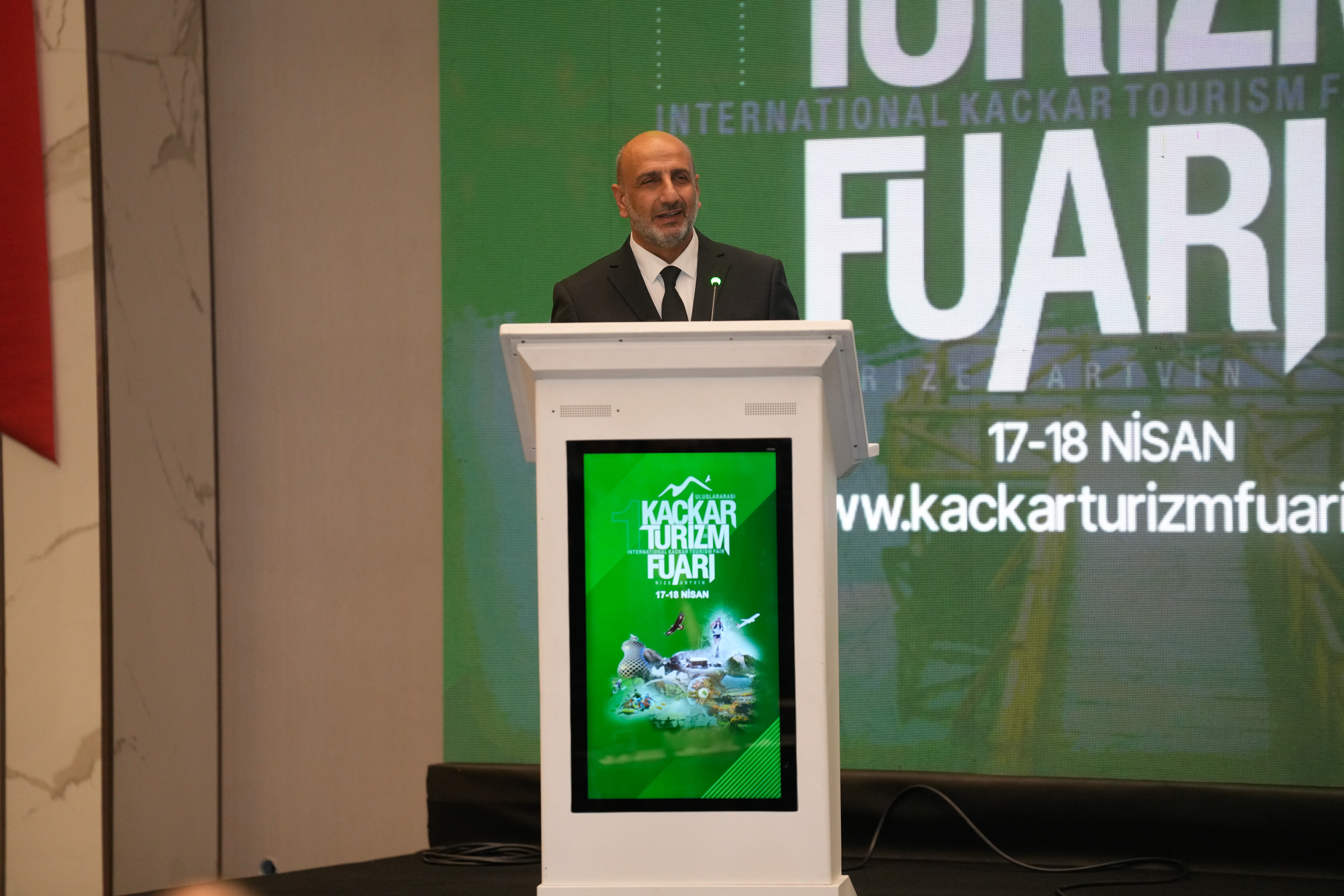 ABDULKADİR ÖKSÜZ