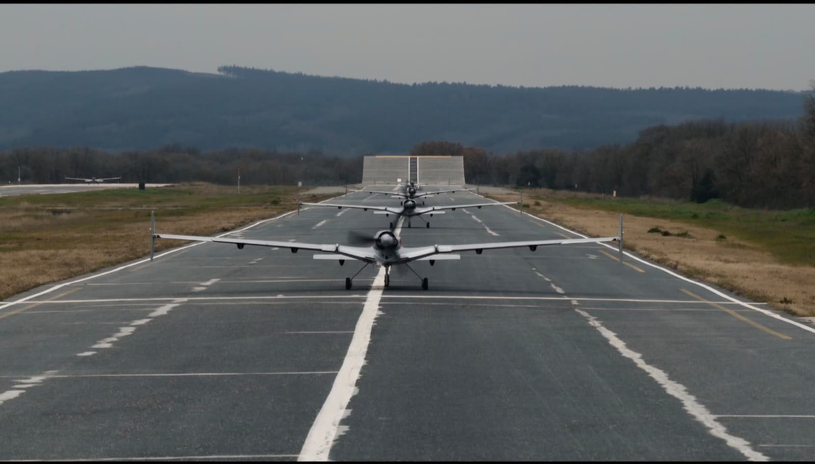 AW661833_08