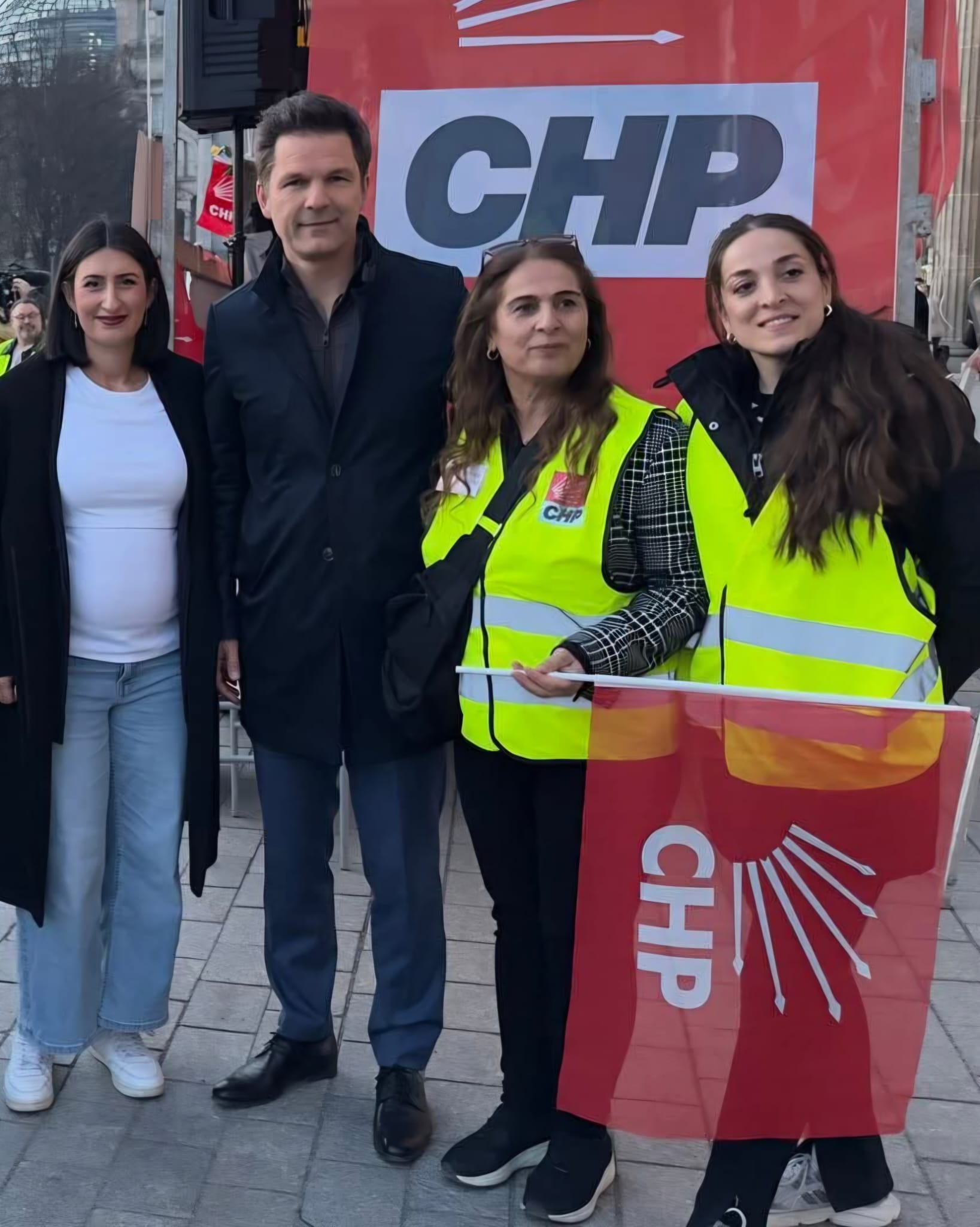 WhatsApp Image 2026-03-23 at 00.17.13 (1)