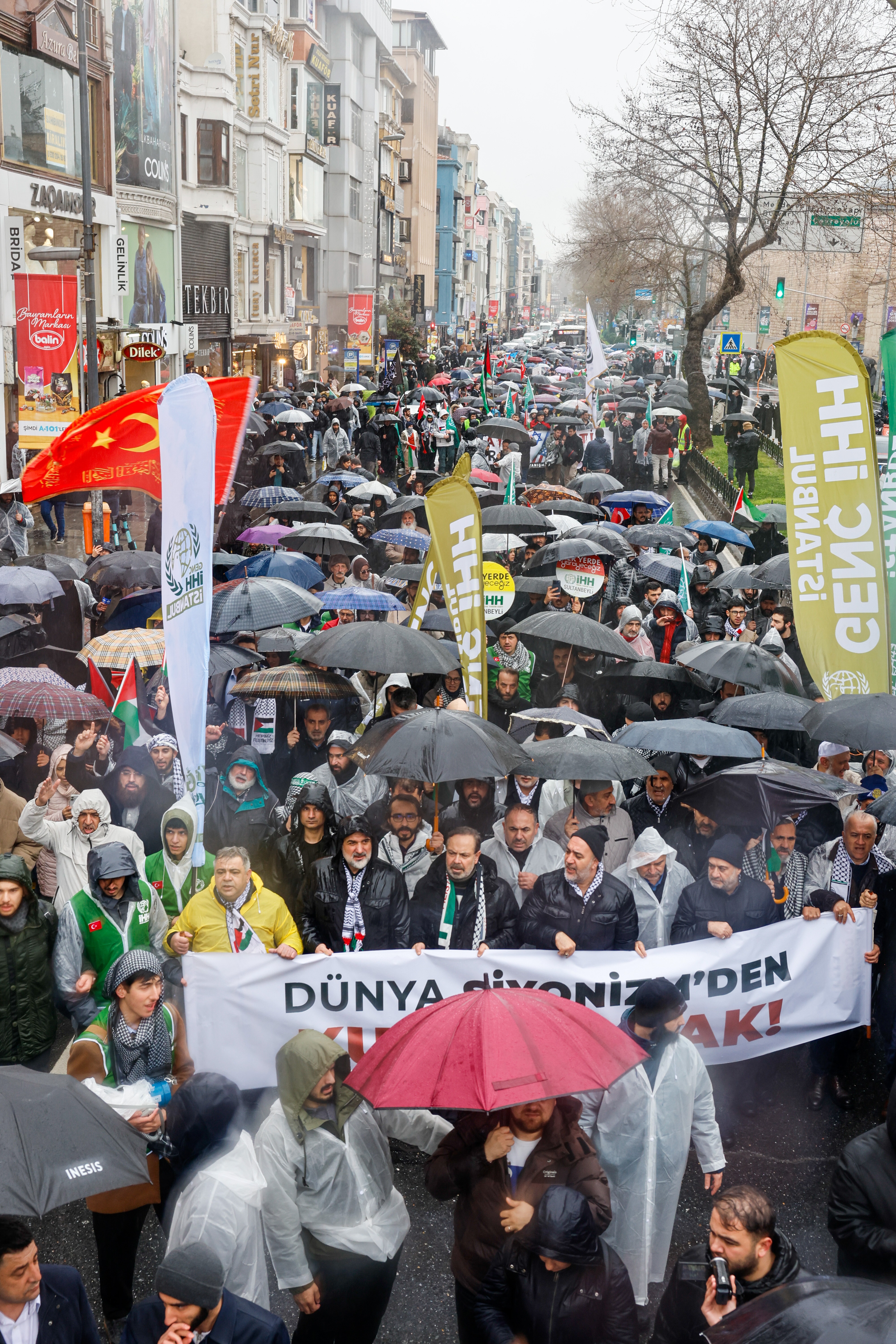_İstanbul'da binler işgalci İsrail ve ABD saldırılarına karşı yürüdü  (4)