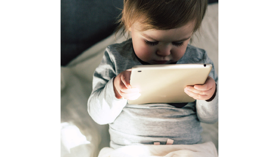 cocuklarda-ekran-bagimliligi-b