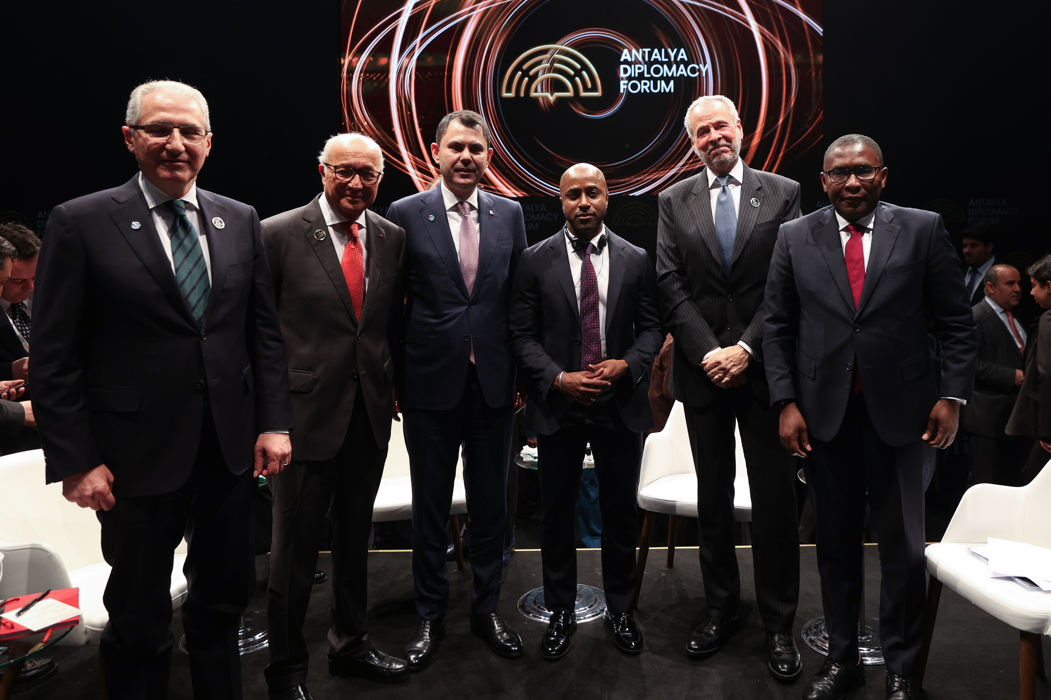 MURAT KURUM ANTALYA DİPLOMASİ FORUMU COP31 PANELİ FOTOĞRAFLAR 