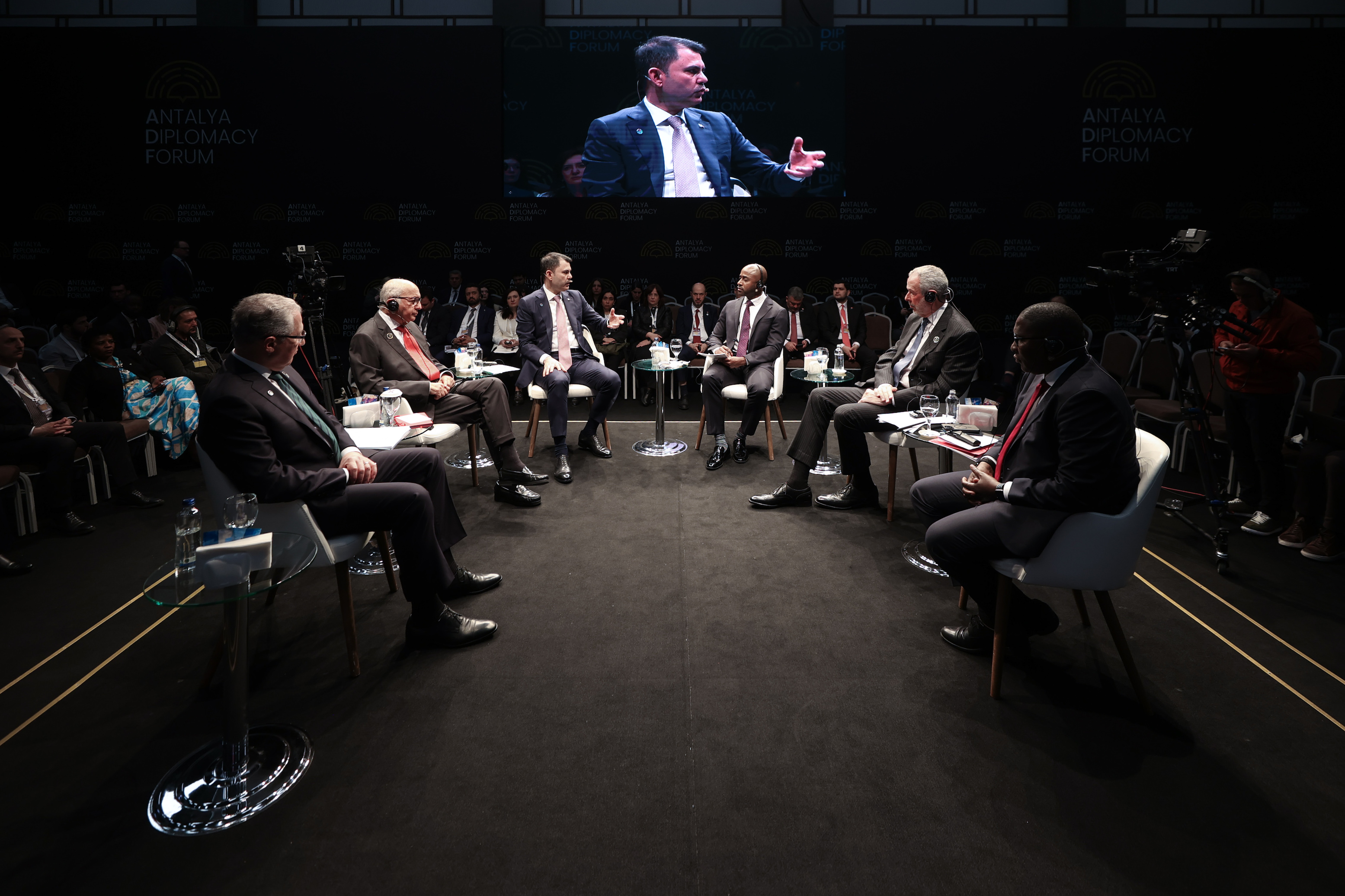 MURAT KURUM ANTALYA DİPLOMASİ FORUMU COP31 PANELİ FOTOĞRAFLAR I0366