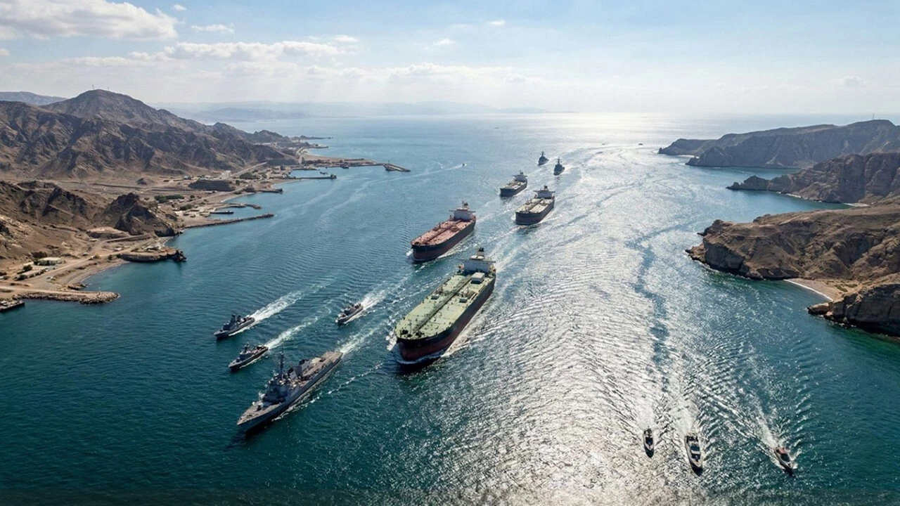 hurmuz-bogazinda-petrol-sevkiyati-durdu-yuzlerce-tanker-bogazin-iki-yakasinda-birikti-blep_cover_1