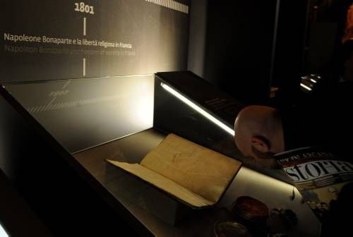 Vatikan gizli arşivleri