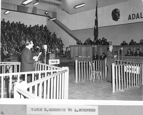 27 Mayıs ihtilali sonrası Yassıada'da yaşananlar