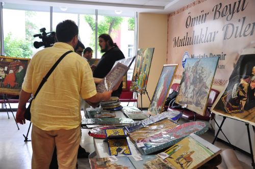 Cezaevlerinde kardeşlerimiz var