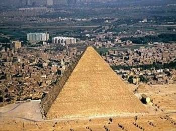 Khufu Piramidi'nin gizemi