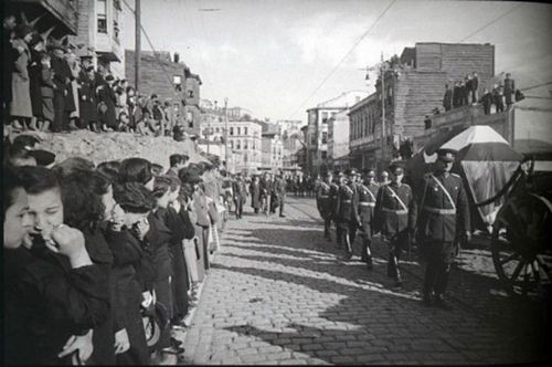 Atatürk'ün otopsi fotoğraflarının 2. bölümü