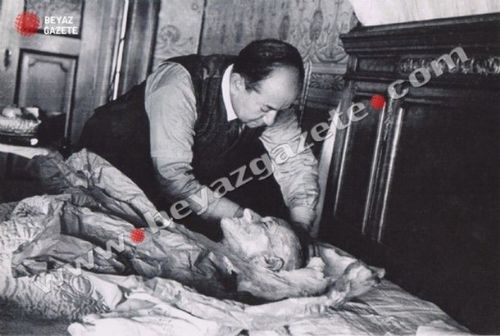 Atatürk'ün otopsi fotoğraflarının 2. bölümü