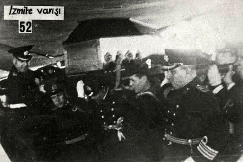 Atatürk'ün otopsi fotoğraflarının 2. bölümü