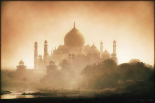 Taç Mahal’ in Hikayesi