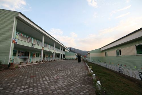 Dünyadaki yetimhanelerden kareler