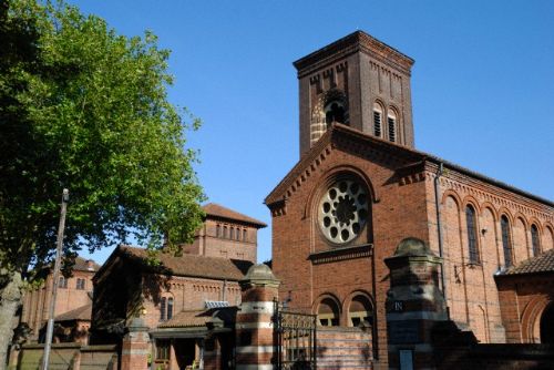 Ölen kişi dinen yakılabilir mi?