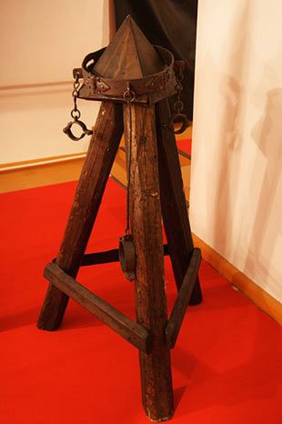 En vahşi işkence aletleri