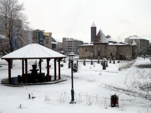 Yurt genelinden kar manzaraları