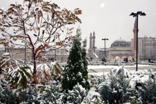 Yurt genelinden kar manzaraları