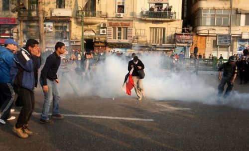 Mısır halkı da ayaklandı...
