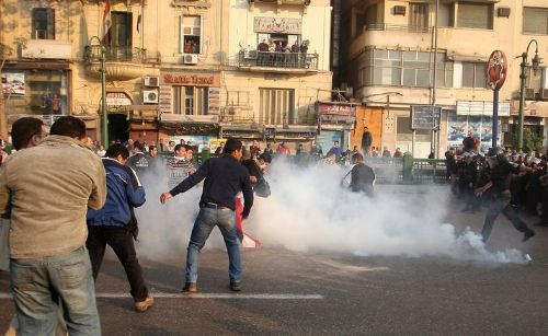 Mısır halkı da ayaklandı...