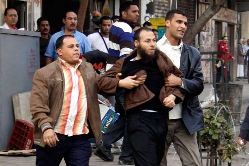 Mısır halkı da ayaklandı...