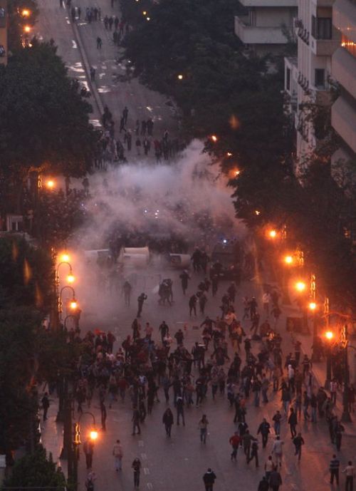 Mısır halkı da ayaklandı...