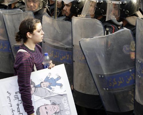 Mısır halkı da ayaklandı...