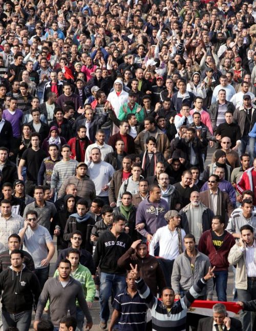 Mısır halkı da ayaklandı...