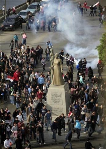 Mısır alev alev yanıyor