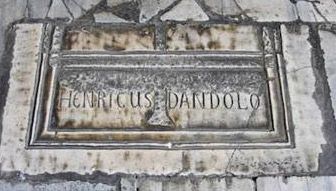 Ayasofya'nın şaşırtan gizemleri