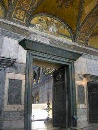 Ayasofya'nın şaşırtan gizemleri