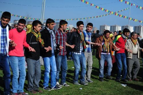 Diyarbakır'da nevruz(newroz) kutlamaları