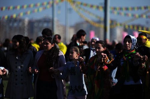 Diyarbakır'da nevruz(newroz) kutlamaları