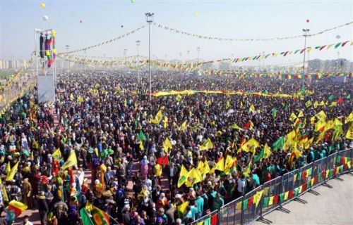 Diyarbakır'da nevruz(newroz) kutlamaları