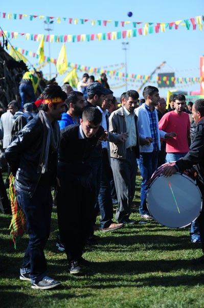 Diyarbakır'da nevruz(newroz) kutlamaları