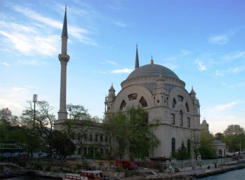 İstanbul'da restorasyonu biten camiler