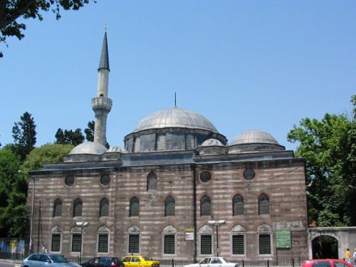 İstanbul'da restorasyonu biten camiler
