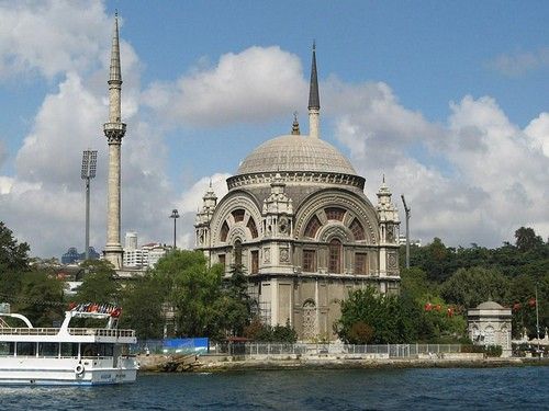 İstanbul'da restorasyonu biten camiler