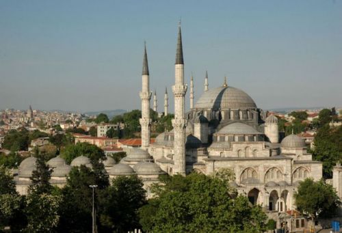 İstanbul'da restorasyonu biten camiler