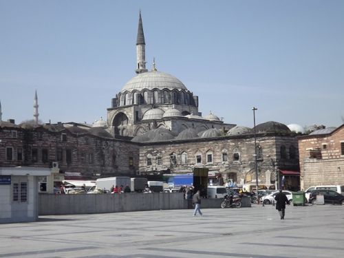 İstanbul'da restorasyonu biten camiler